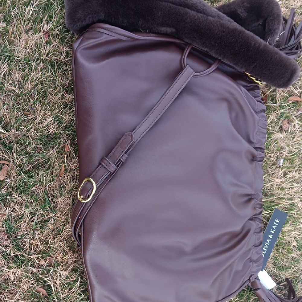 Elegant Brown Shoulder Bag